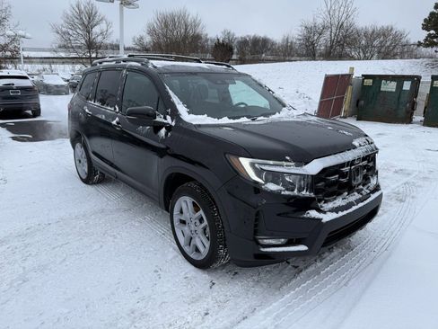 Used 2024 Honda Passport EX-L image 4