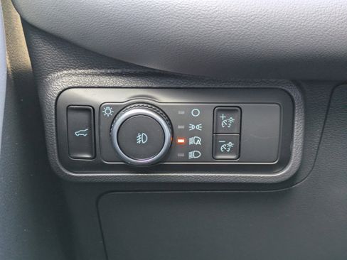 Certified 2025 Ford Explorer Active w/ Active Comfort Package image 27