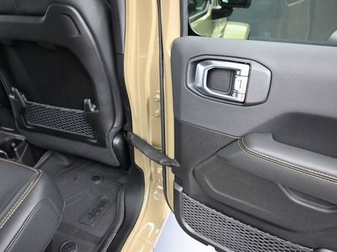 New 2026 Jeep Gladiator Sport AWD/4WD image 19