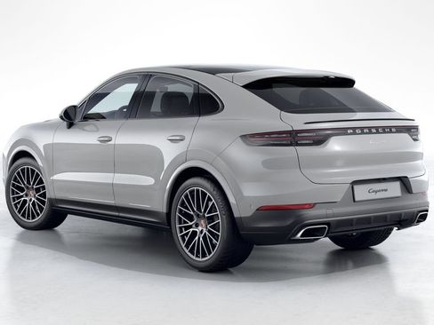 Certified 2021 Porsche Cayenne Coupe AWD/4WD image 3