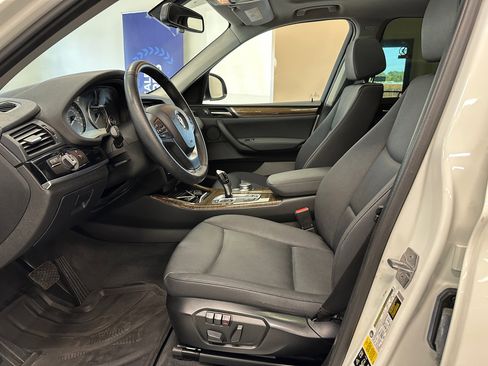 Used 2017 BMW X3 xDrive28i image 16
