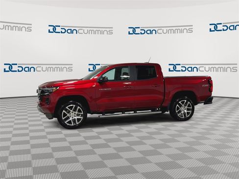 Used 2024 Chevrolet Colorado Z71 w/ Z71 Convenience Package 2 image 6