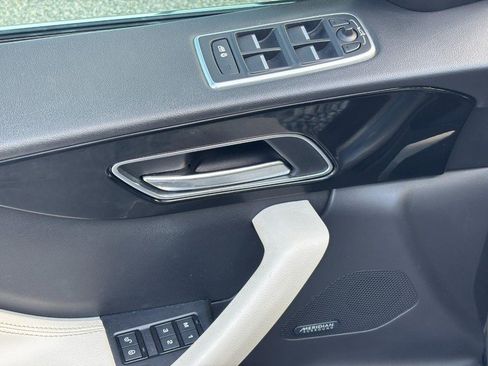 Used 2018 Jaguar F-PACE Prestige AWD/4WD image 18