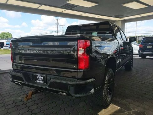 Used 2021 Chevrolet Silverado 1500 LT Trail Boss w/ Convenience Package II AWD/4WD image 6