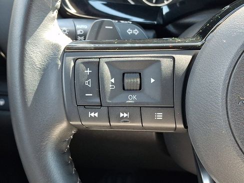 Certified 2023 Nissan Pathfinder SV AWD/4WD image 21