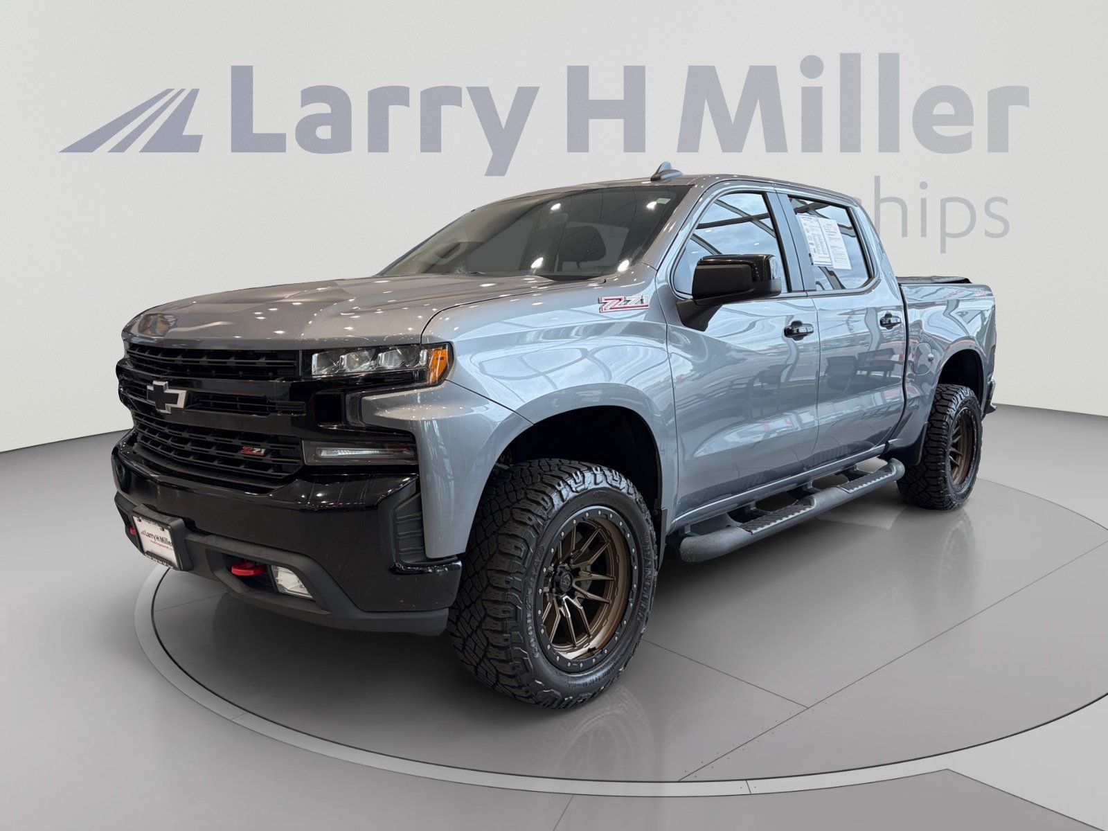 Used 2021 Chevrolet Silverado 1500 LT Trail Boss w/ Bed Protection Package AWD/4WD image 1