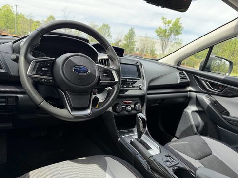 Used 2018 Subaru Crosstrek 2.0i Premium image 21