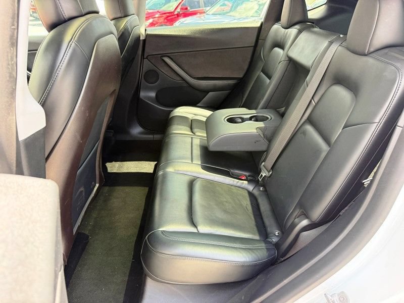 Used 2021 Tesla Model Y Long Range AWD/4WD image 14