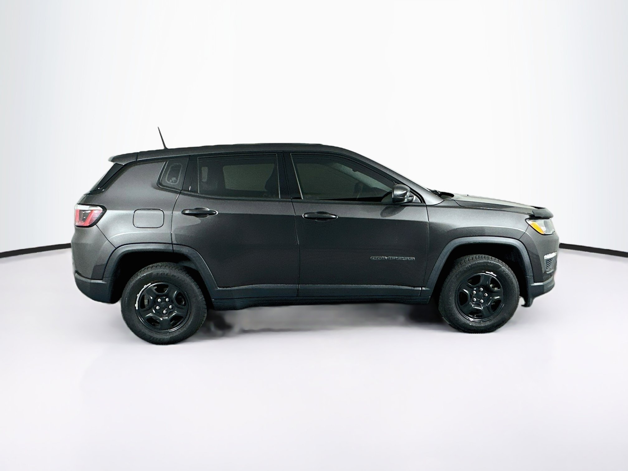 Used 2018 Jeep Compass Sport w/ Cold Weather Group AWD/4WD image 10