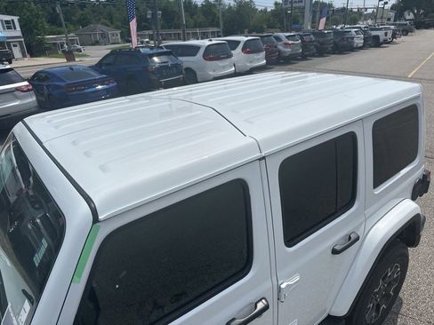 New 2025 Jeep Wrangler Sahara image 30