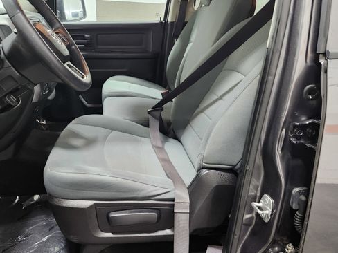 Used 2017 RAM 1500 Express w/ Express Value Package image 19