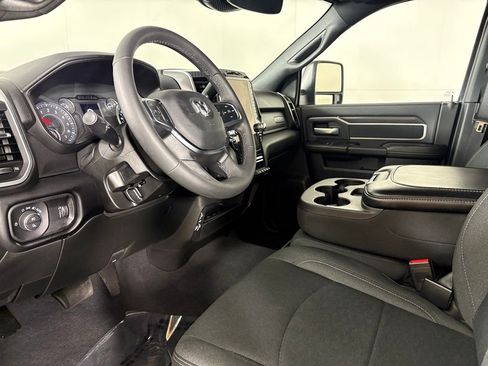 Used 2025 RAM 2500 Big Horn AWD/4WD image 22