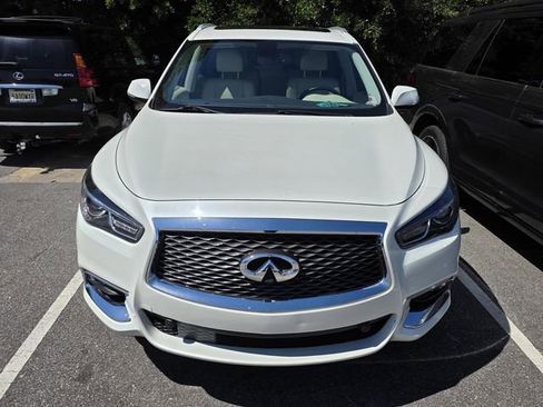 Used 2018 INFINITI QX60 FWD w/ Premium Plus Package image 2