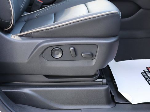 New 2025 Chevrolet Suburban Premier w/ Sun And Tow Package image 44