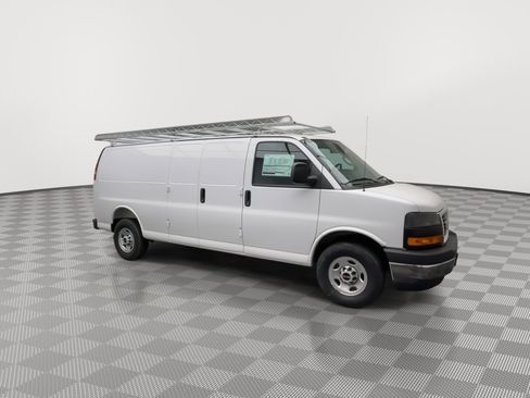 New 2026 GMC Savana 2500 Extended w/ Enhanced Convenience Package RWD image 30