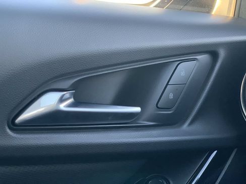 Certified 2026 Chevrolet Equinox LT FWD image 16