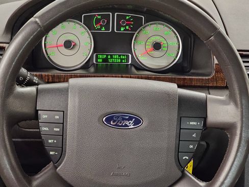 Used 2009 Ford Taurus Limited FWD image 10