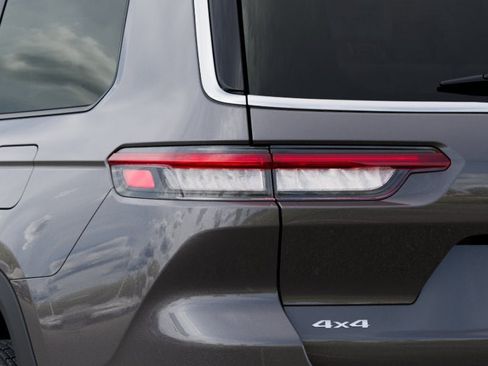 New 2026 Jeep Grand Cherokee L 4WD image 5
