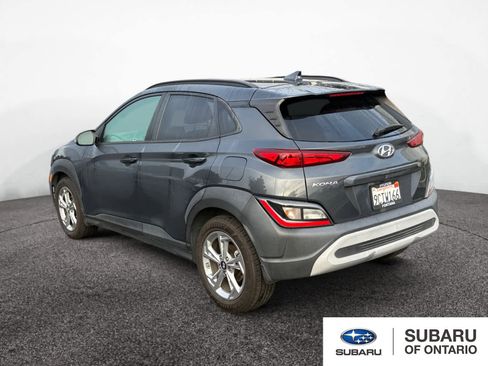 Used 2022 Hyundai Kona SEL image 3