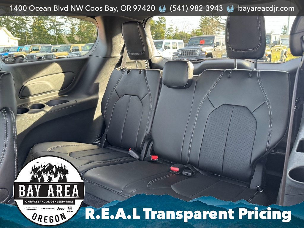 New 2026 Chrysler Pacifica Select w/ S Appearance Package FWD image 20