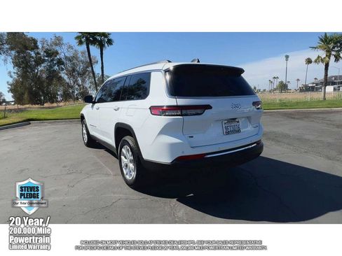 Used 2023 Jeep Grand Cherokee L Limited w/ Luxury Tech Group II RWD image 11