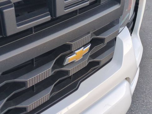 Used 2023 Chevrolet Silverado 1500 Custom AWD/4WD image 29