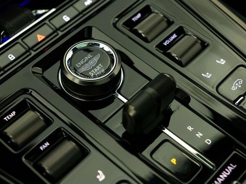 New 2026 Aston Martin DBX 707 image 34