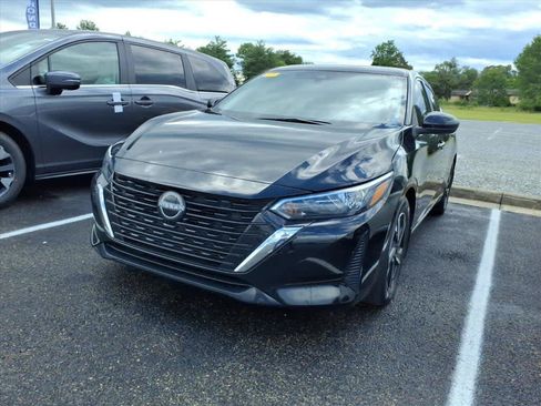Used 2024 Nissan Sentra SV w/ All-Weather Package FWD image 3