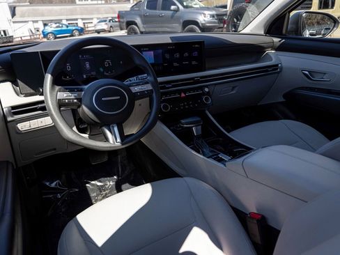 Used 2025 Hyundai Tucson SEL image 17