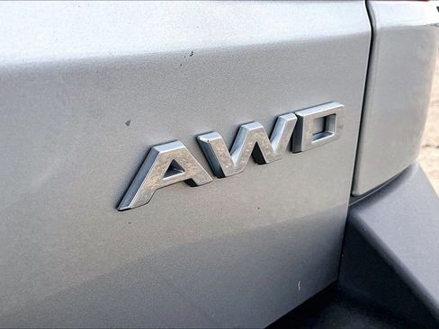 Certified 2022 Ford Maverick XLT w/ Equipment Group 300A Standard image 8