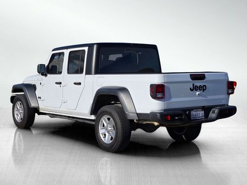 Used 2023 Jeep Gladiator Sport image 6