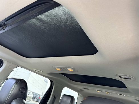 Used 2017 GMC Acadia Limited SLT image 29