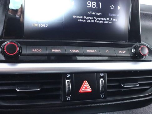 Used 2023 Kia Forte LXS w/ LXS Technology Package image 21