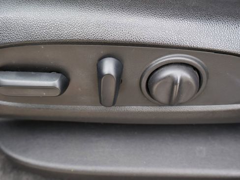 Used 2019 Buick Enclave Preferred w/ LPO, Cargo Package FWD image 34
