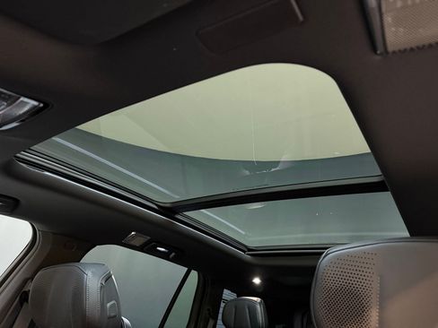 New 2026 Cadillac Vistiq Sport image 14