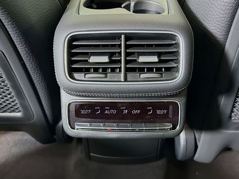 New 2026 Mercedes-Benz GLS 450 4MATIC image 28