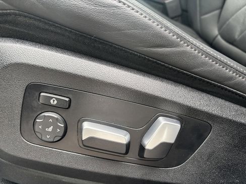 Used 2023 BMW X5 sDrive40i w/ Premium Package image 19