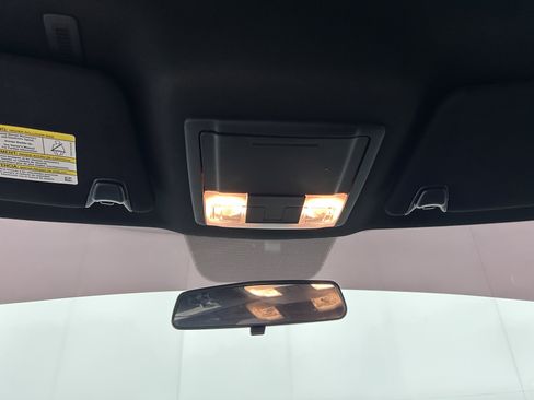 Used 2018 Ford Explorer 4WD image 18