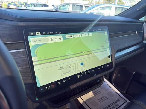 Used 2023 Rivian R1S Adventure image 16