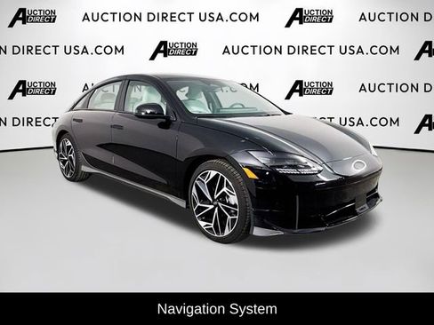 Used 2024 Hyundai Ioniq 6 SEL image 2