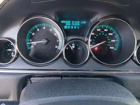 Used 2013 Buick Enclave Premium image 24