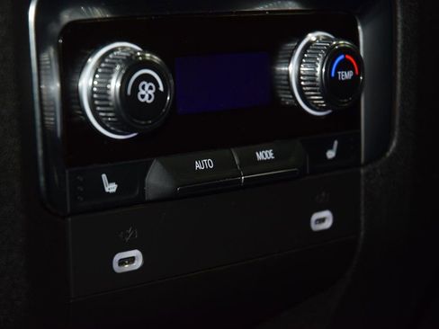 Used 2024 GMC Yukon AT4 w/ AT4 Premium Plus Package image 45