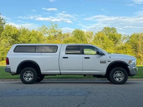 Used 2015 RAM 3500 SLT AWD/4WD image 32