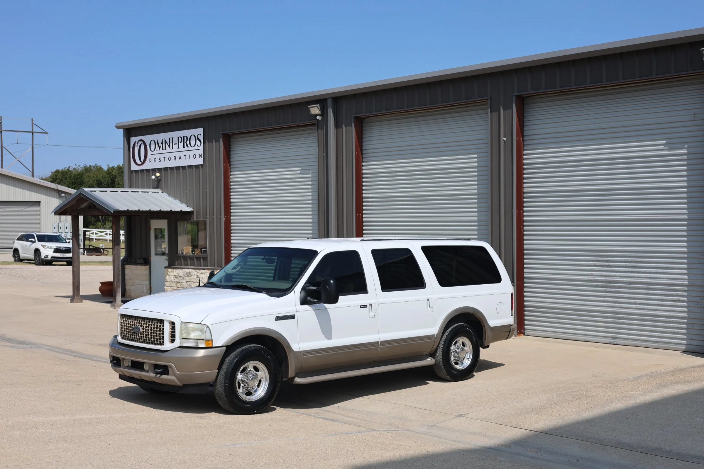 Used 2003 Ford Excursion Eddie Bauer RWD image 13