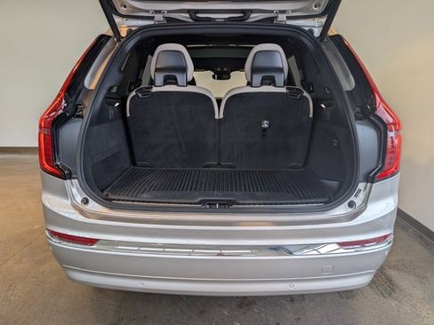 Used 2026 Volvo XC90 B5 Plus w/ Protection Package image 5