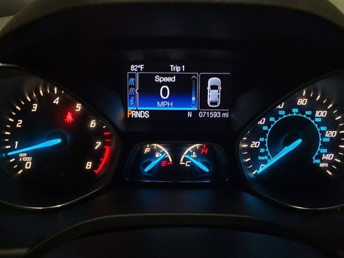 Used 2016 Ford Escape SE w/ SE Leather Comfort Package FWD image 23