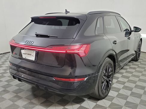 Used 2024 Audi Q8 e-tron Prestige w/ Prestige Package AWD/4WD image 6