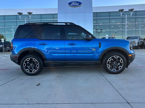New 2025 Ford Bronco Sport Outer Banks image 6