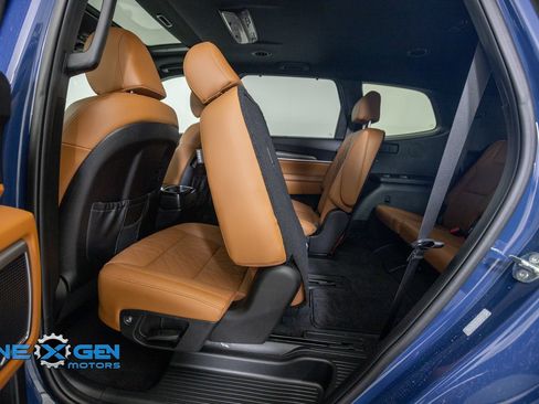 Used 2025 Kia Telluride EX X-Line AWD/4WD image 29