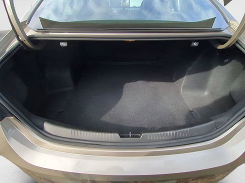 Used 2025 Chevrolet Malibu LT image 12